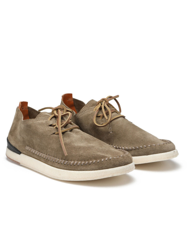 Scarpe in suede color tortora