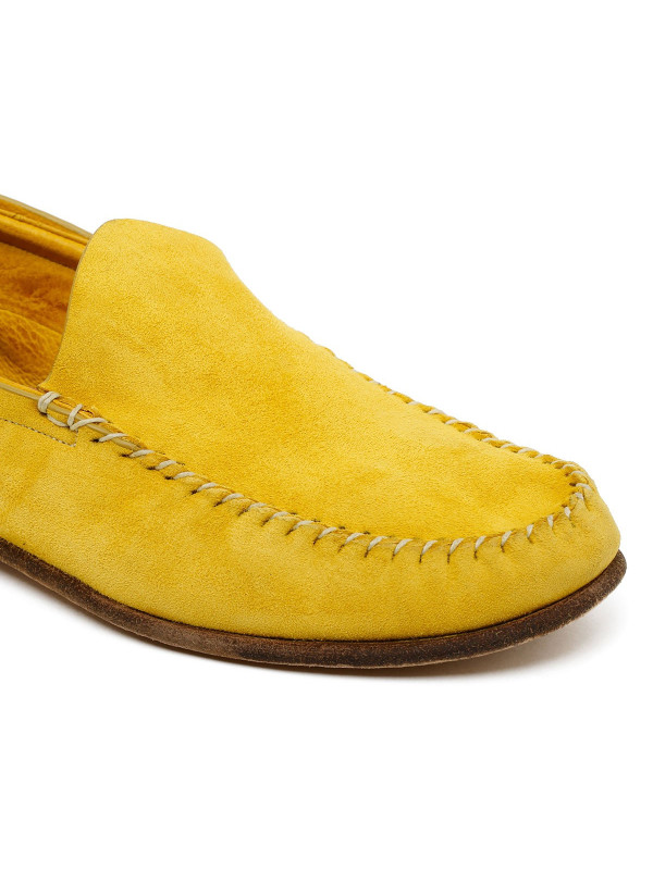 Yellow deer leather loafers