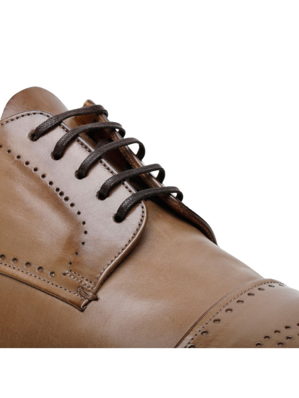 Brogue leather Derby shoes