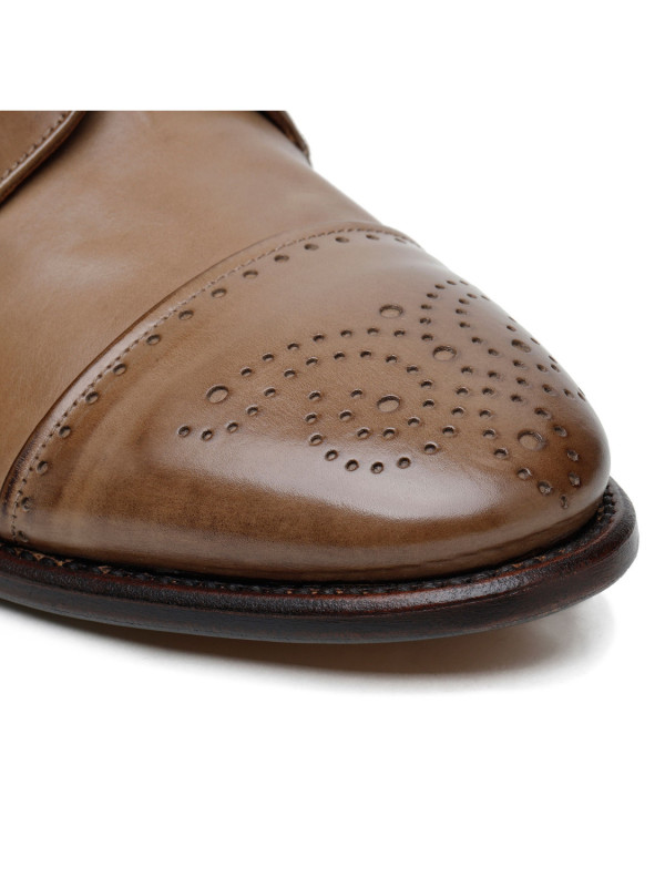 Brogue leather Derby shoes